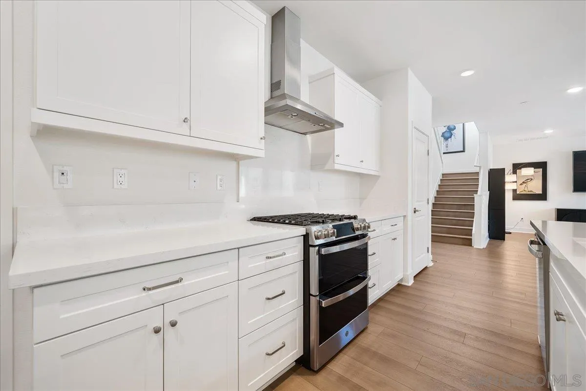 35562 Orchard Trail Fallbrook, CA 92028 - Photo 10 of 53 Kitchen