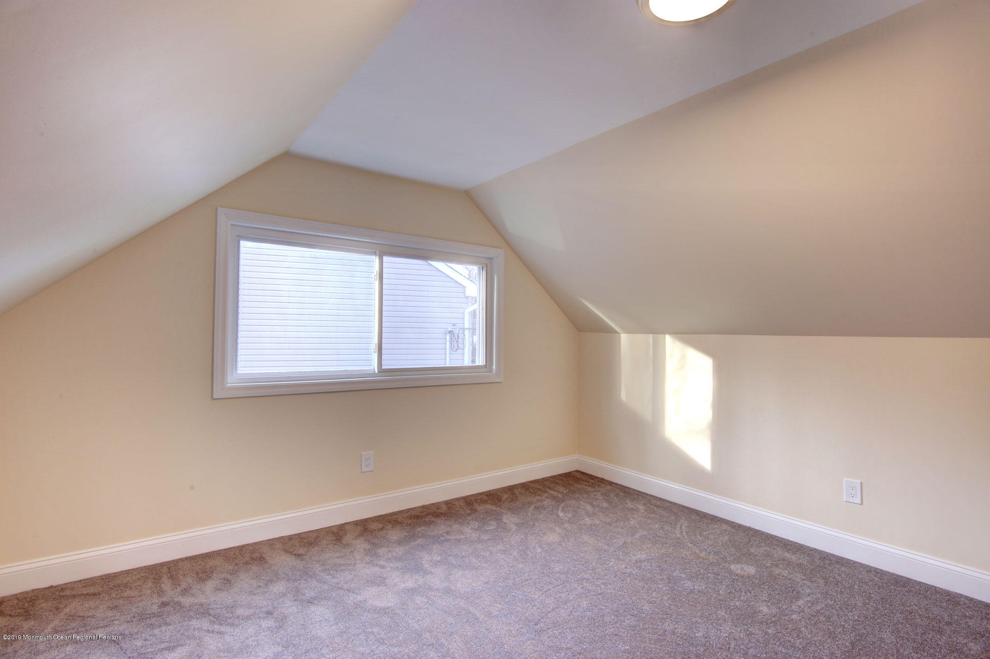 227 Edgeview Road Keyport, NJ 07735 - Photo 14 of 26 IMG_2000_1_2_3_4_5_6