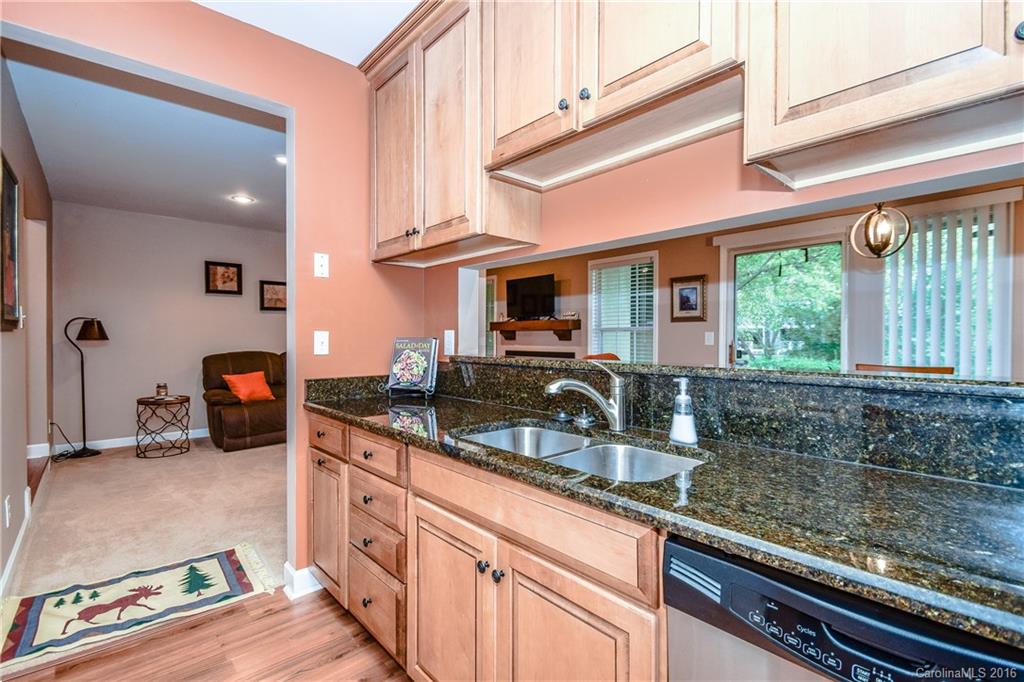 19835 Henderson Road, Unit B Cornelius, NC 28031 - Photo 16 of 24 Gallery Image 16