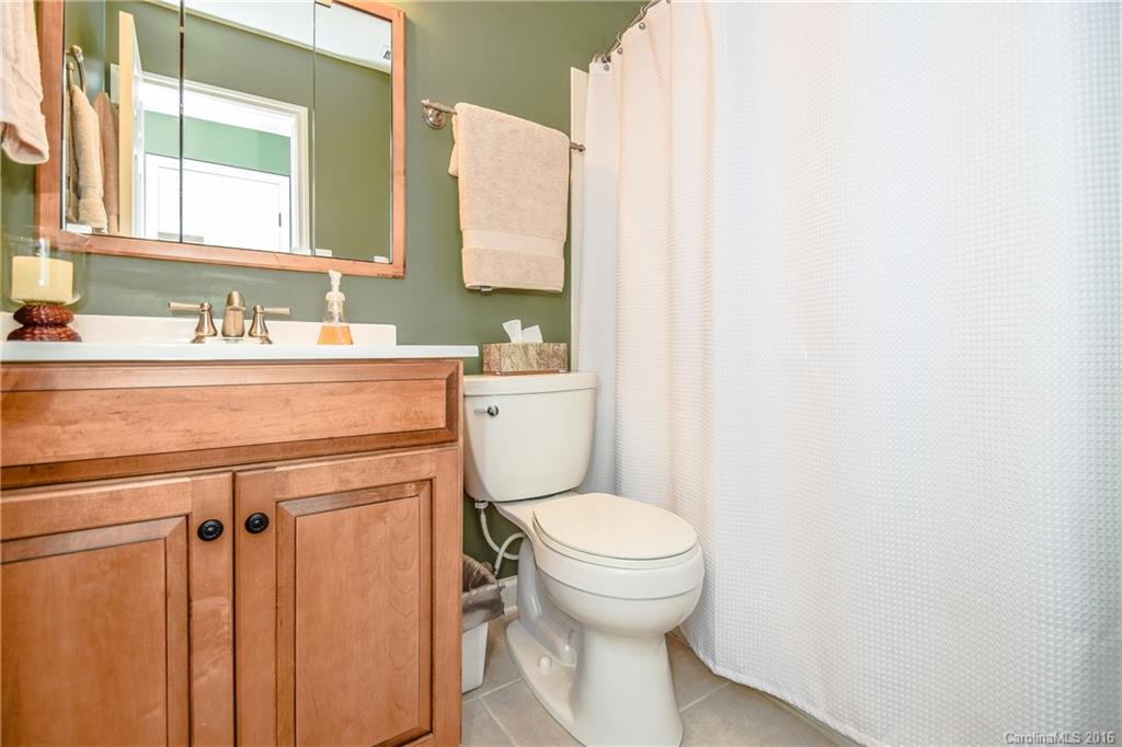 19835 Henderson Road, Unit B Cornelius, NC 28031 - Photo 8 of 24 Gallery Image 8