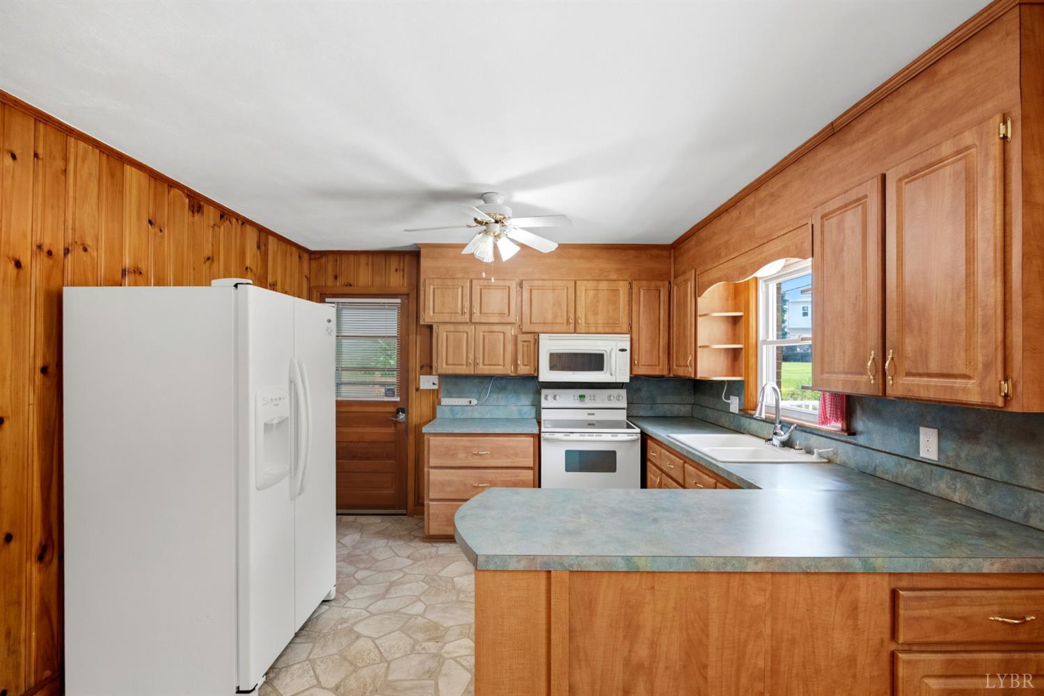 2920 Goode Station Road Goode, VA 24556 - Photo 10 of 56 Gallery Image 10
