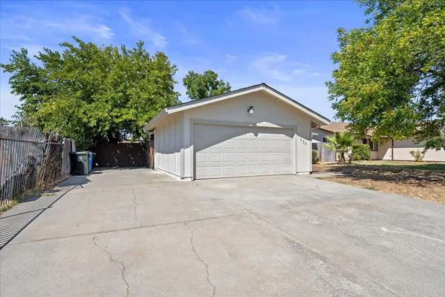 $415,000 | 335 Jessie Avenue, Sacramento, CA 95838