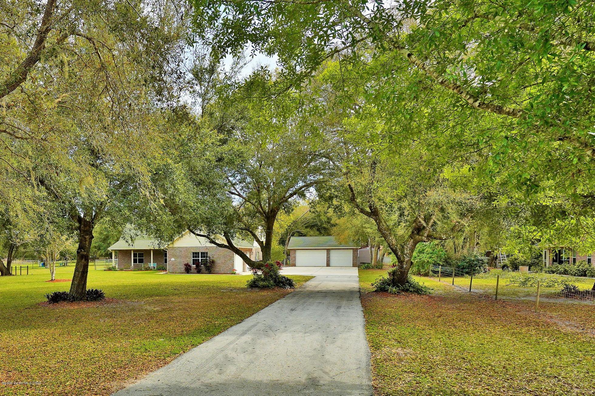 3445 Carter Road Mims, FL 32754 - Photo 5 of 38 Front