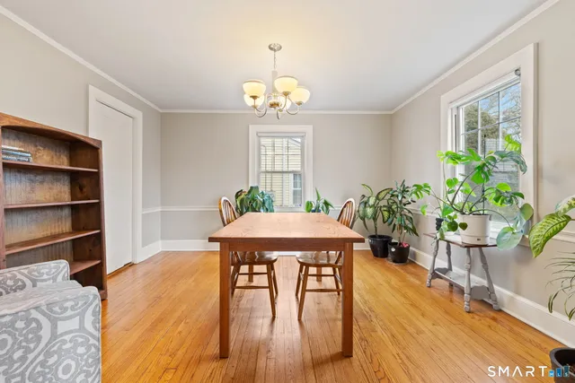 $499,000 | 36 Meadowbrook Road, West Hartford, CT 06107