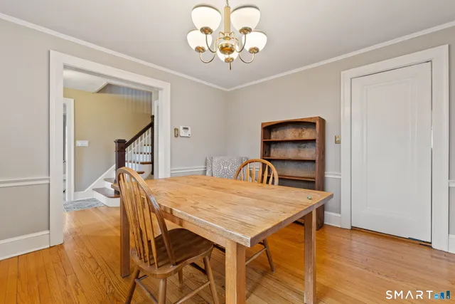 $499,000 | 36 Meadowbrook Road, West Hartford, CT 06107