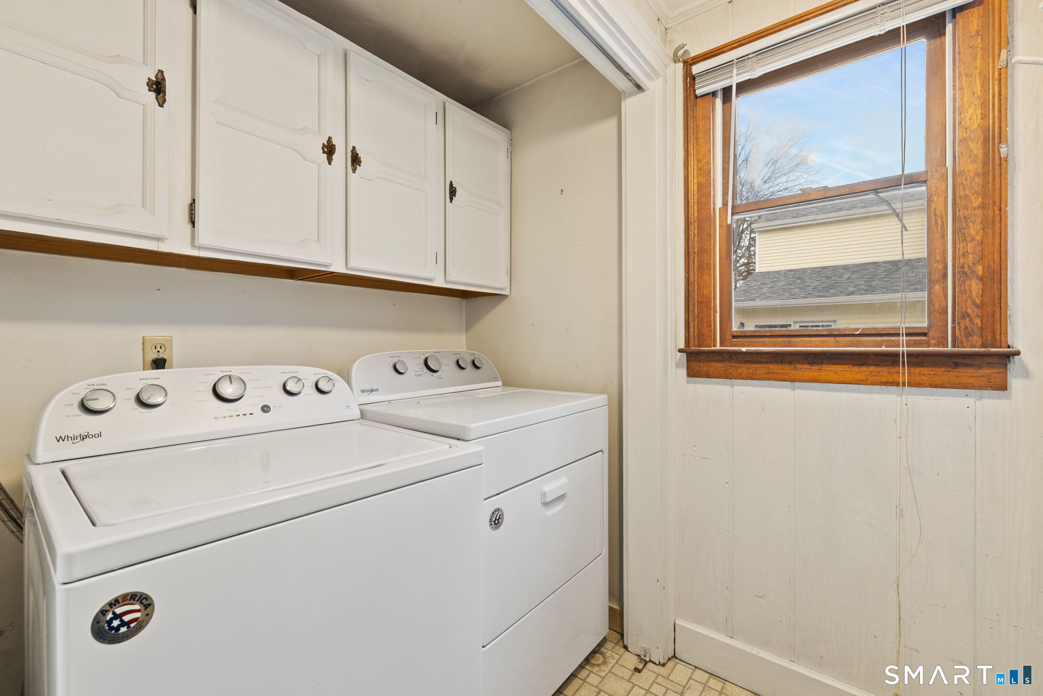 36 Meadowbrook Road West Hartford, CT 06107 - Photo 27 of 37