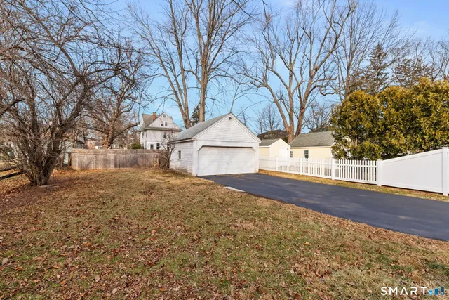 $499,000 | 36 Meadowbrook Road, West Hartford, CT 06107