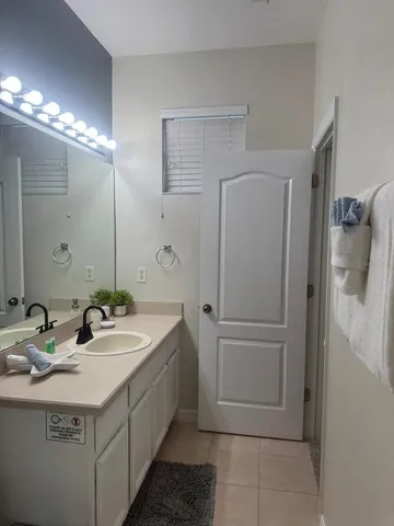 $2,000 | 326 Chelsea Drive, Davenport, FL 33897