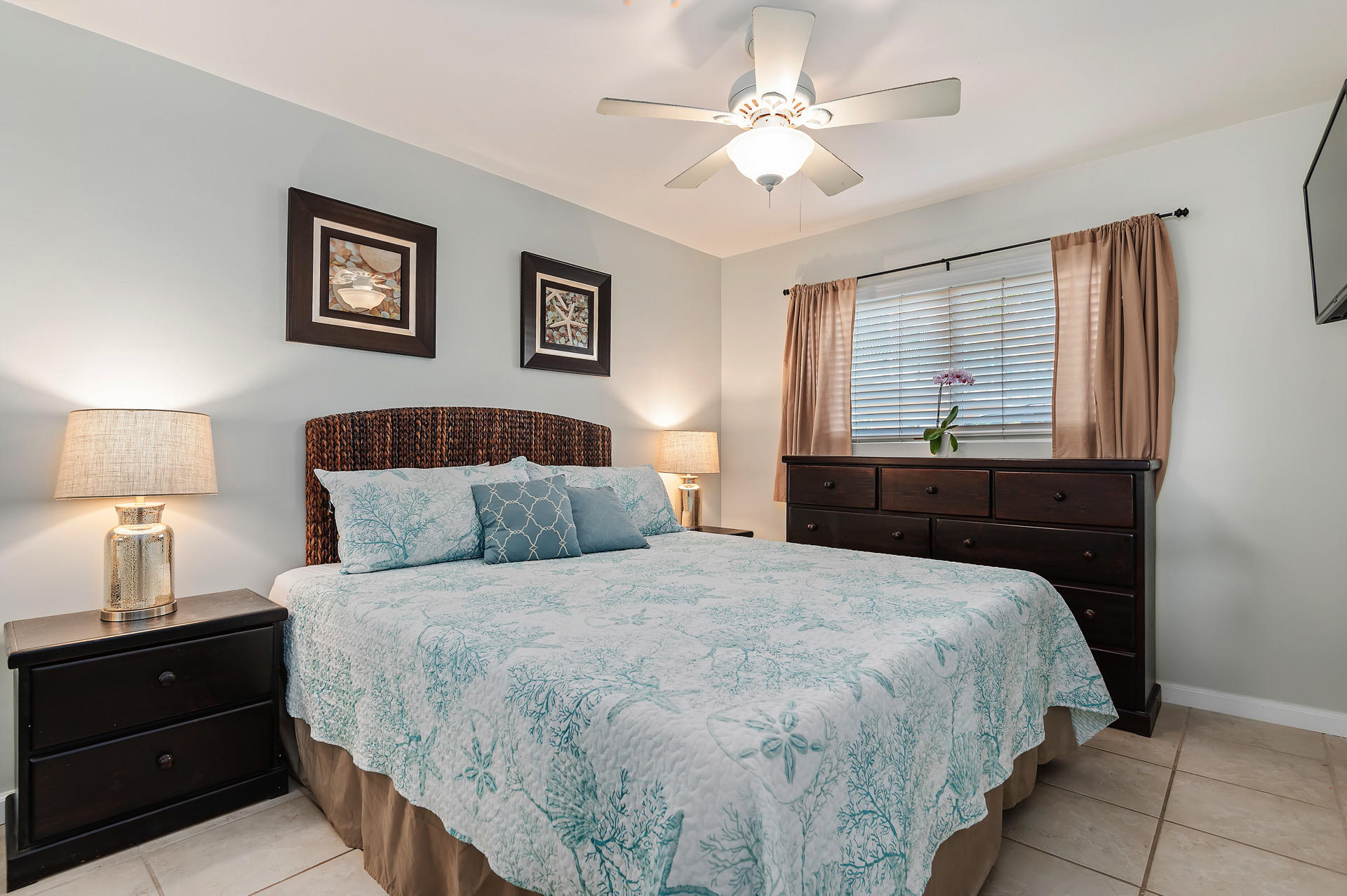 4975 Sandyland Road, Unit 103 Carpinteria, CA 93013 - Photo 11 of 19 09 - Bedroom 2