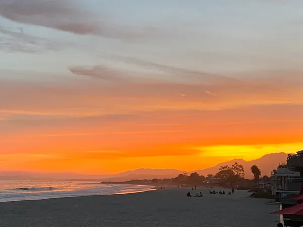 $4,000 | 4975 Sandyland Road, Unit 103, Carpinteria, CA 93013