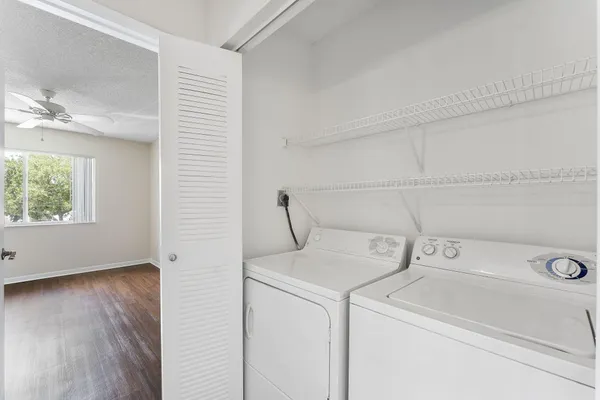 $2,220 | 3821 Southwest Coquina Cove Way, Unit 205, Palm City, FL 34990