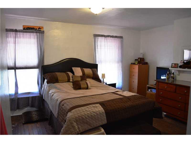400 Grove Street McKees Rocks, PA 15136 - Photo 8 of 10 Bedroom.