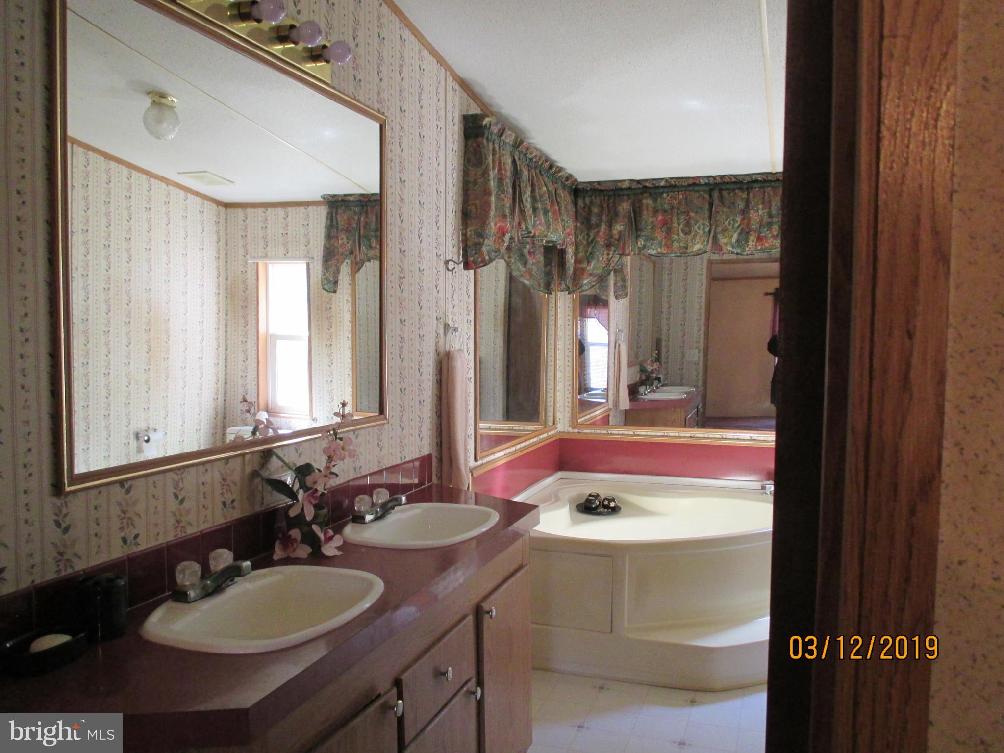 131 Virginia Line Road Berkeley Springs, WV 25411 - Photo 14 of 15 master bath