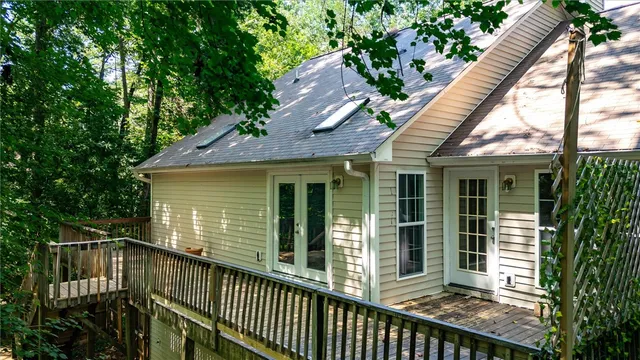 $320,000 | 210 Briarcliff Road, Central, SC 29630