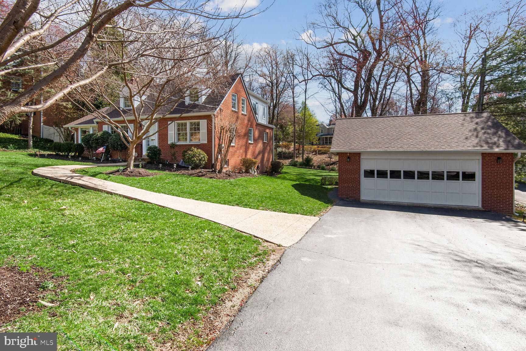 3019 Castle Road Falls Church, VA 22044 - Photo 1 of 34 Gallery Image 1