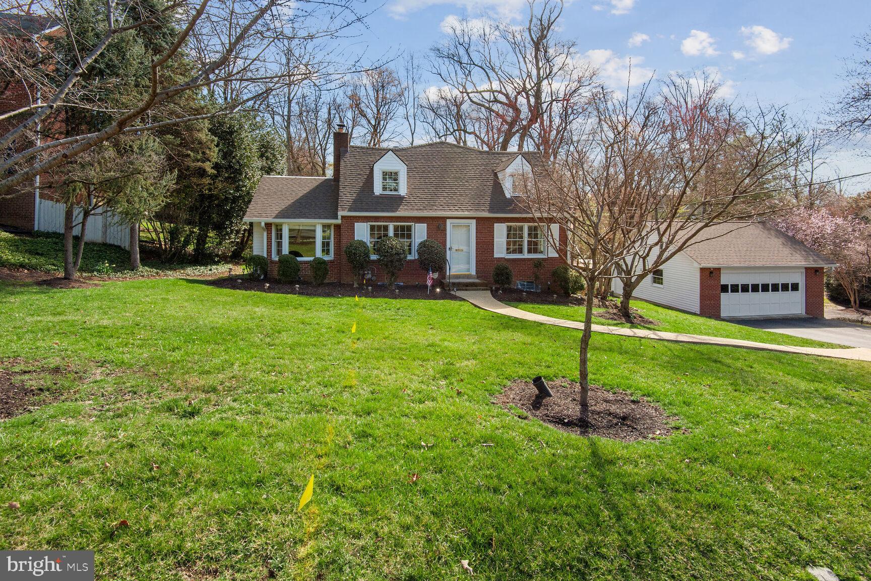 3019 Castle Road Falls Church, VA 22044 - Photo 3 of 34 Gallery Image 3