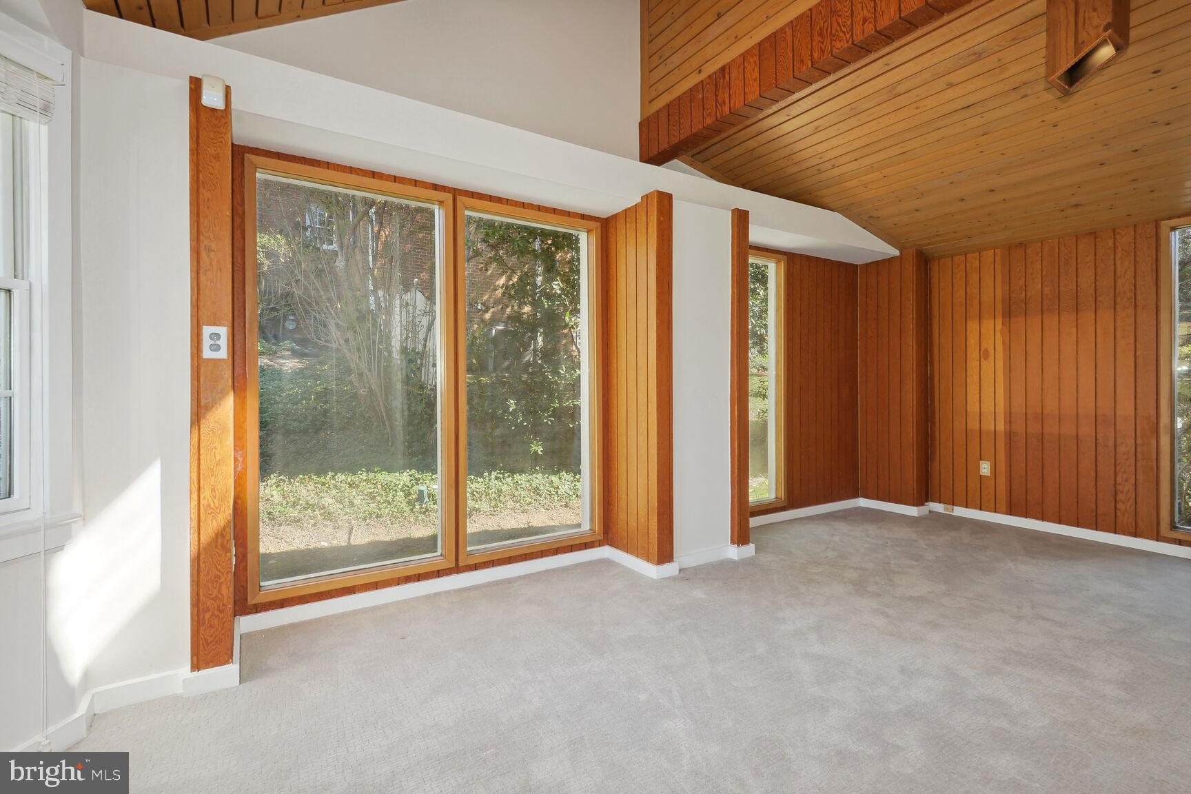 3019 Castle Road Falls Church, VA 22044 - Photo 10 of 34 Gallery Image 10