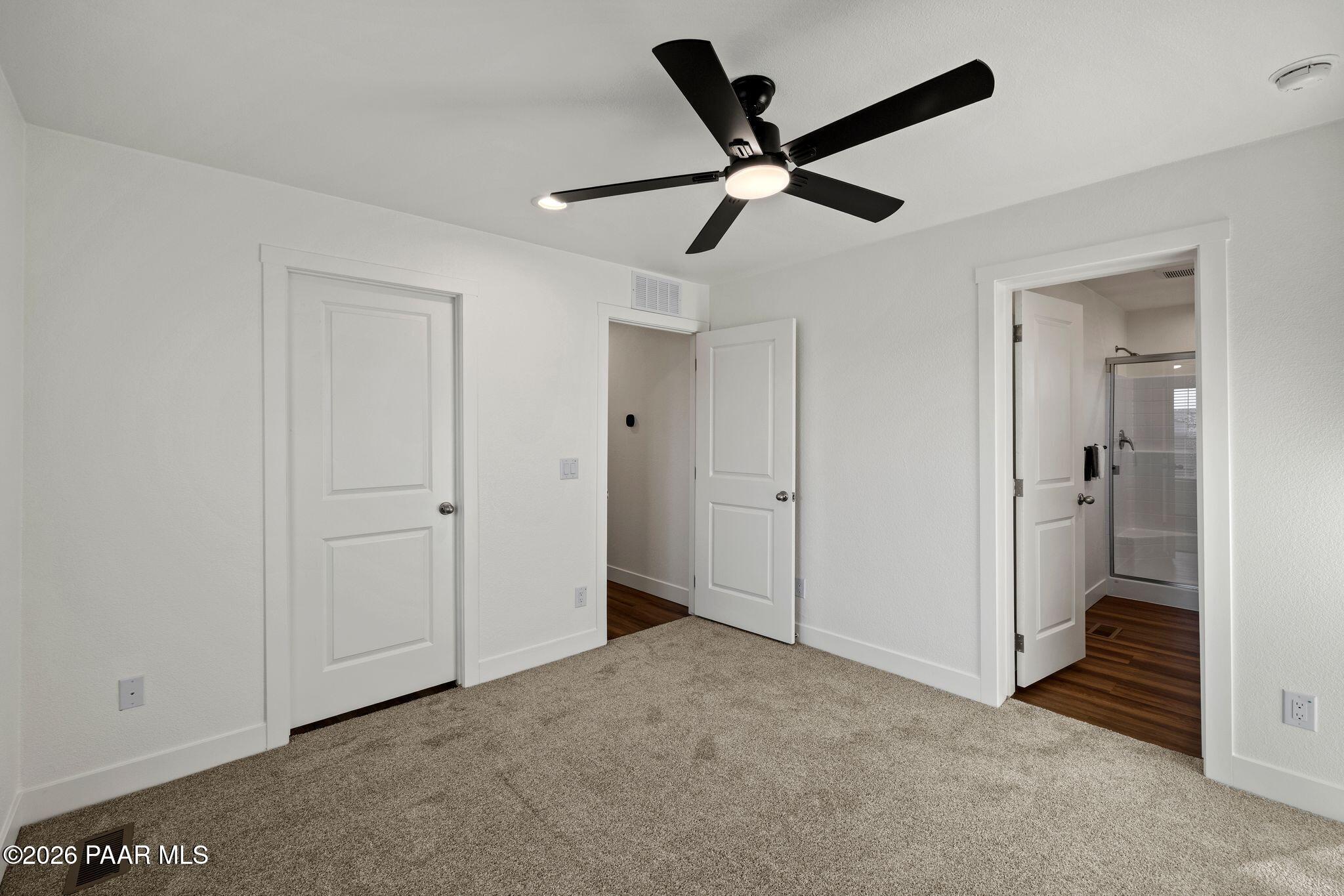 200 West Lake Louise Road Paulden, AZ 86334 - Photo 16 of 33 Primary Bedroom