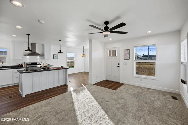 $279,550 | 200 West Lake Louise Road, Paulden, AZ 86334