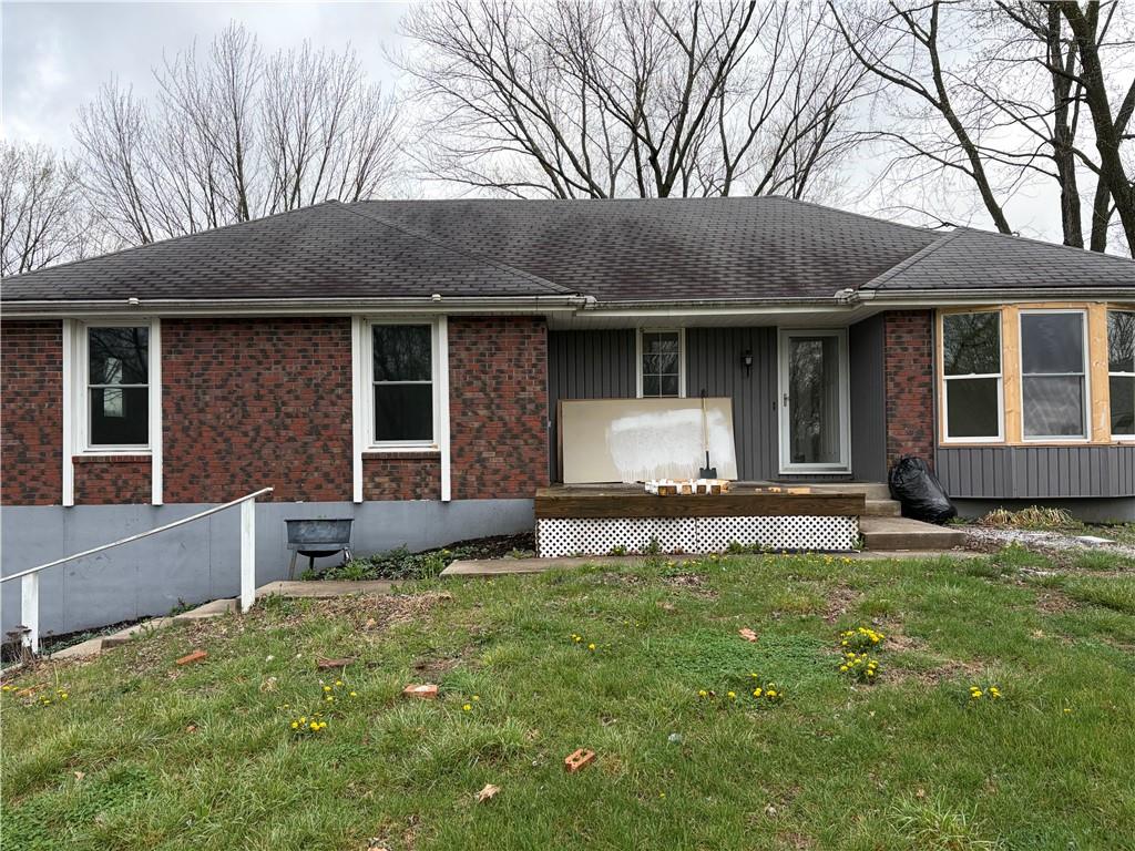 3316 South Gardner Road Oak Grove, MO 64075 - Photo 1 of 2
