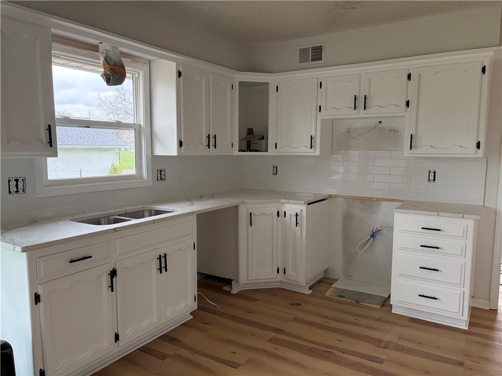 3316 South Gardner Road Oak Grove, MO 64075 - Photo 2 of 2