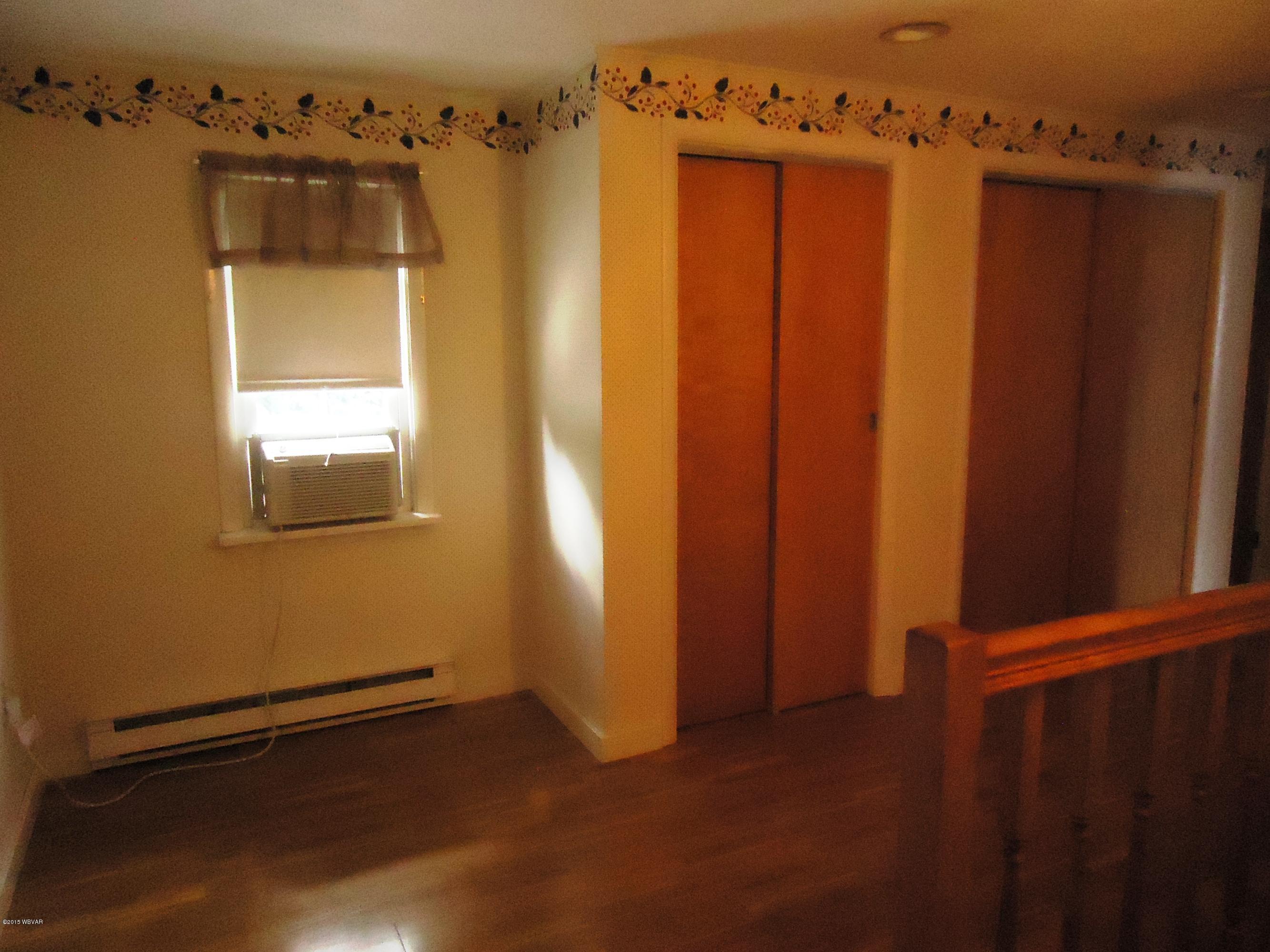 2128 Reed Street Williamsport, PA 17701 - Photo 12 of 15 Hallway