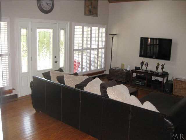 12334 Fernwood Circle Foley, AL 36535 - Photo 6 of 21 Living Area View 2
