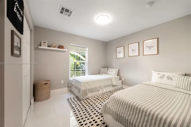 $5,500 | 3564 William Avenue, Coconut Grove, FL 33133