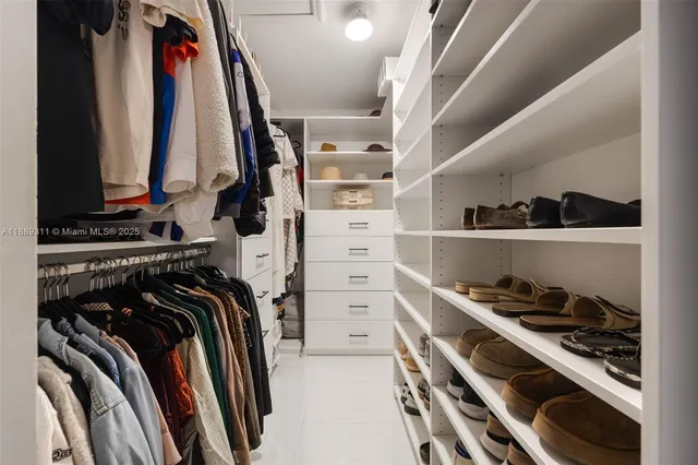 $5,500 | 3564 William Avenue, Coconut Grove, FL 33133