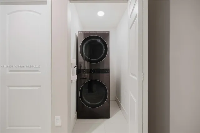 $5,500 | 3564 William Avenue, Coconut Grove, FL 33133