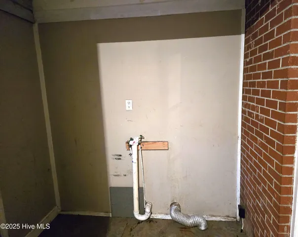 $144,000 | 105 South Vance Street, Whitakers, NC 27891