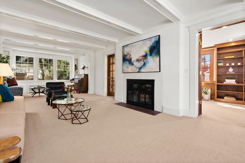 40 Royce Road Newton, MA 02459 - Photo 4 of 34