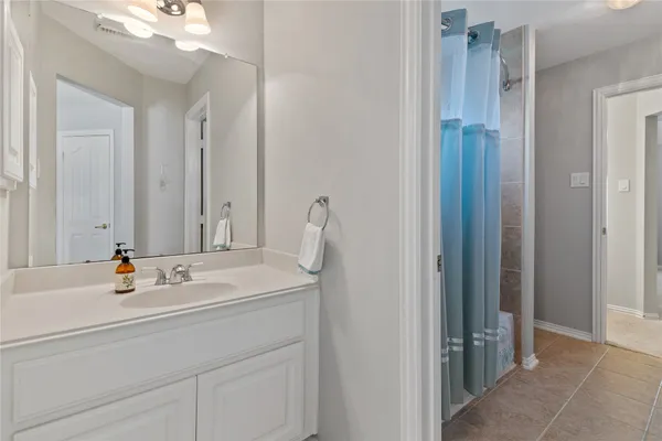 $450,000 | 12522 Clover Walk Lane, Houston, TX 77041