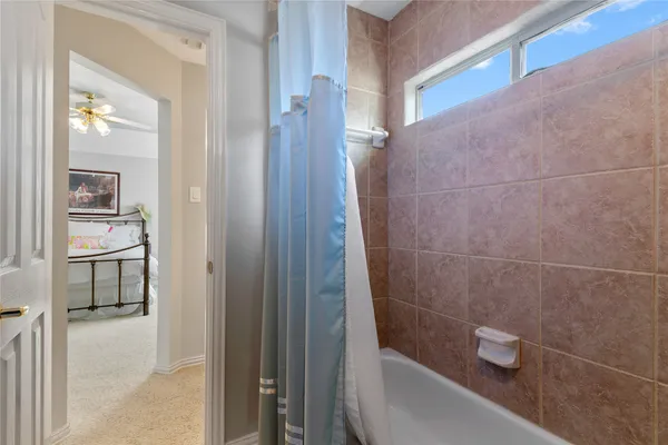 $450,000 | 12522 Clover Walk Lane, Houston, TX 77041