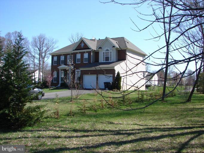 7009 Ridgeway Drive Springfield, VA 22150 - Photo 4 of 8 House to the left of lot