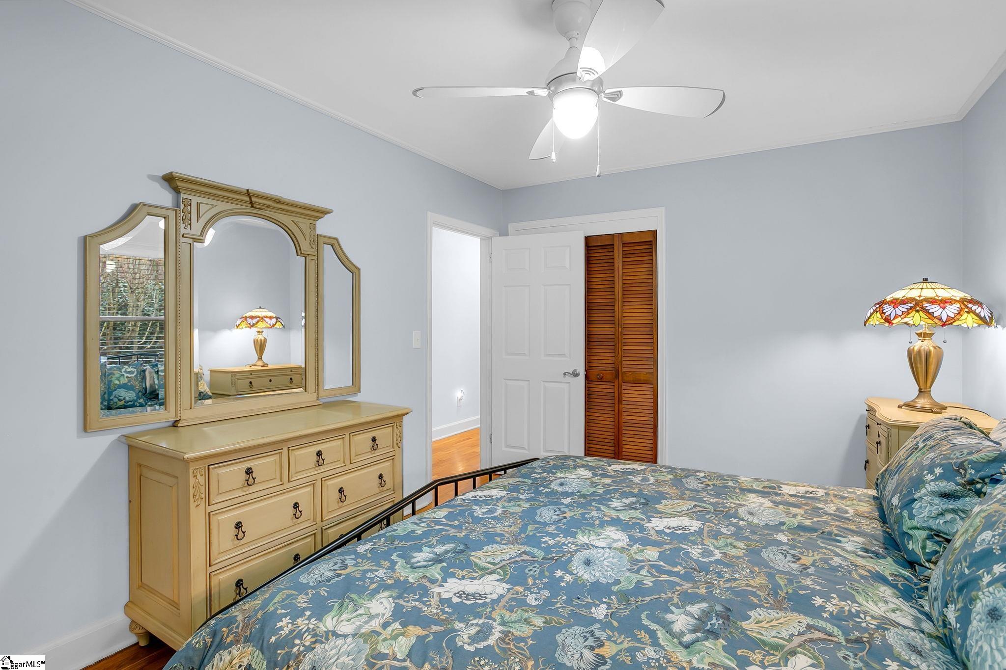 323 Chick Springs Road Greenville, SC 29609 - Photo 12 of 49