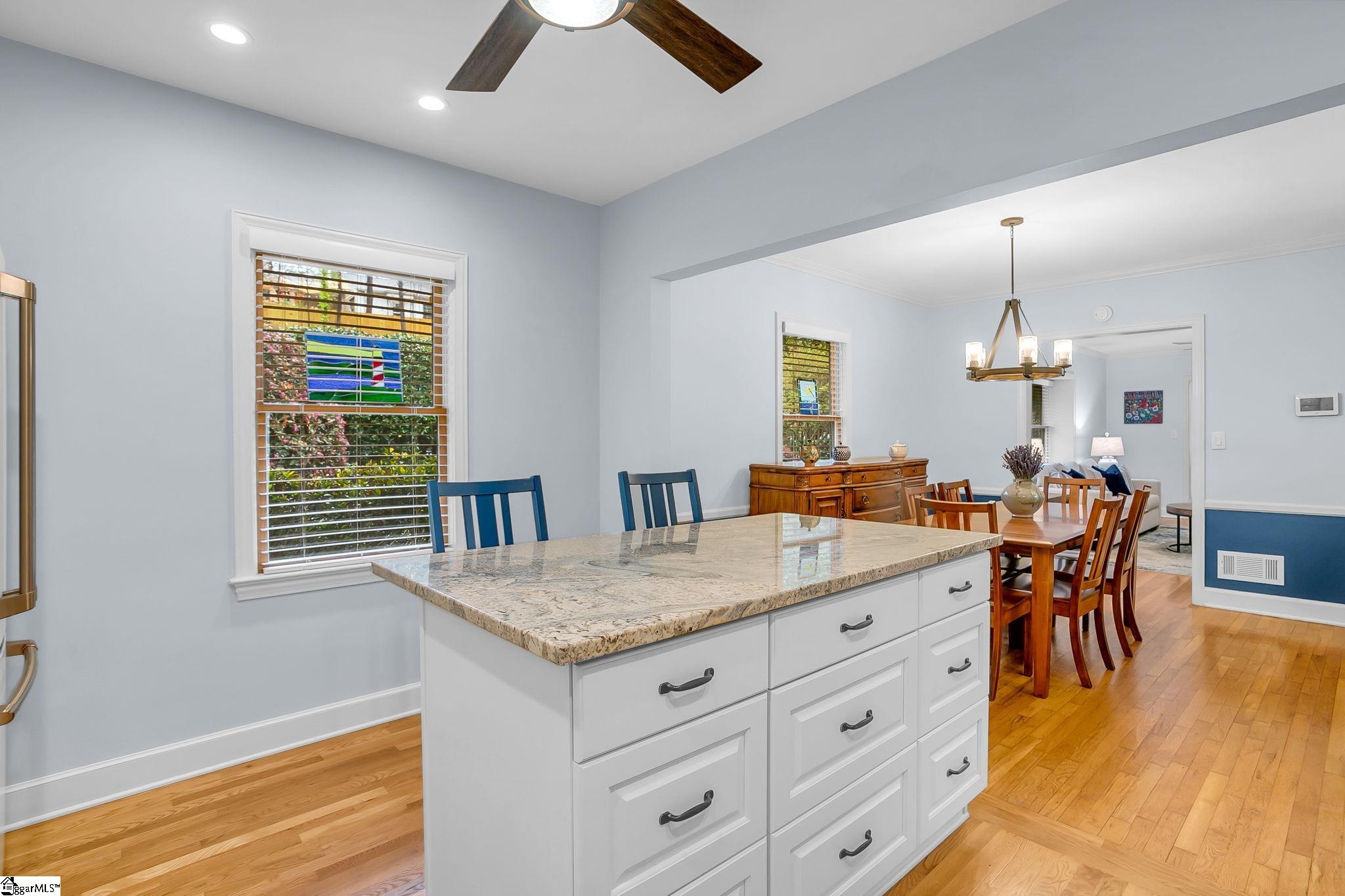 323 Chick Springs Road Greenville, SC 29609 - Photo 20 of 49