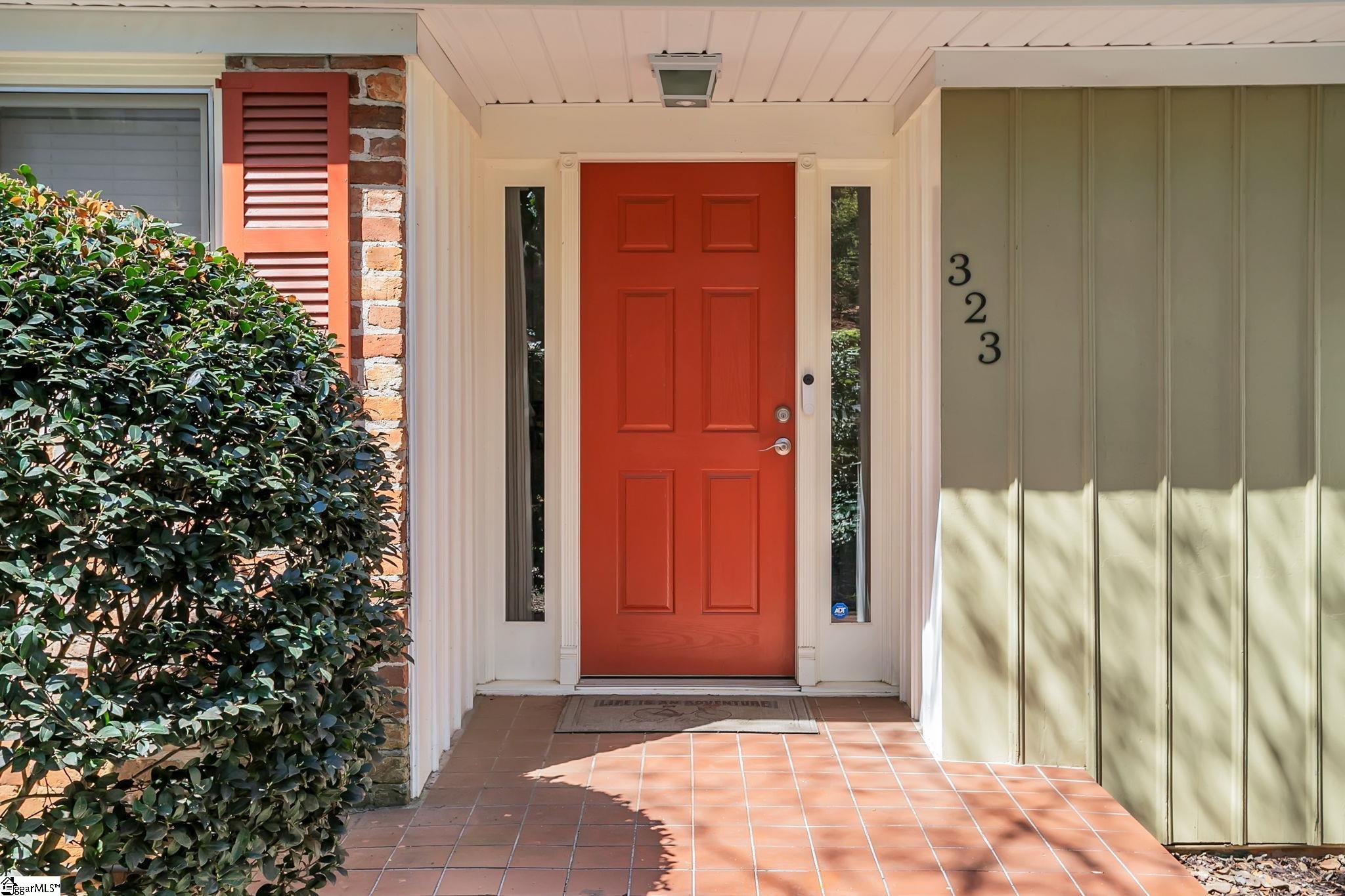 323 Chick Springs Road Greenville, SC 29609 - Photo 2 of 49