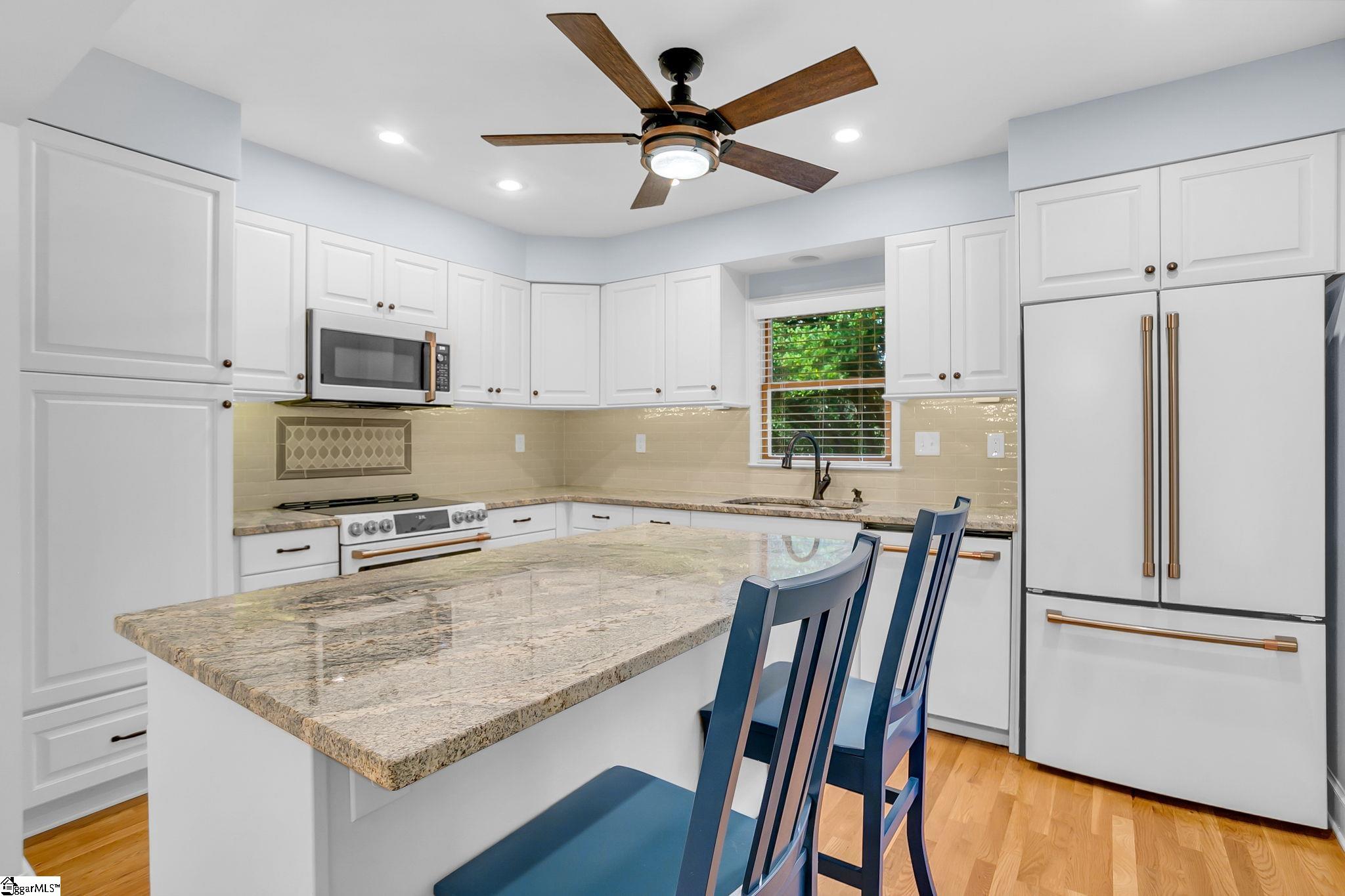 323 Chick Springs Road Greenville, SC 29609 - Photo 22 of 49