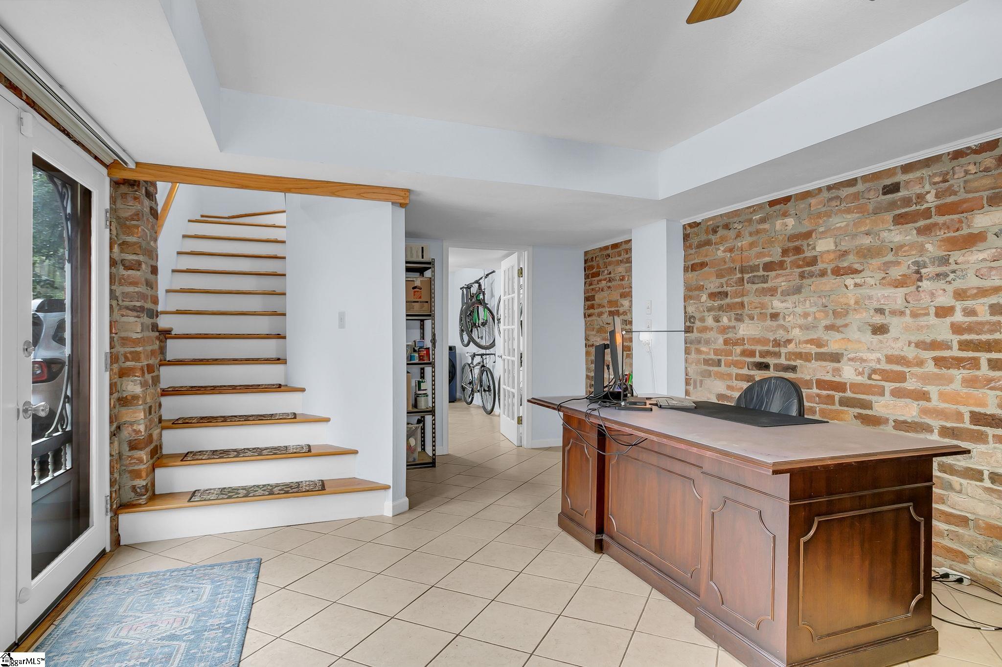 323 Chick Springs Road Greenville, SC 29609 - Photo 24 of 49