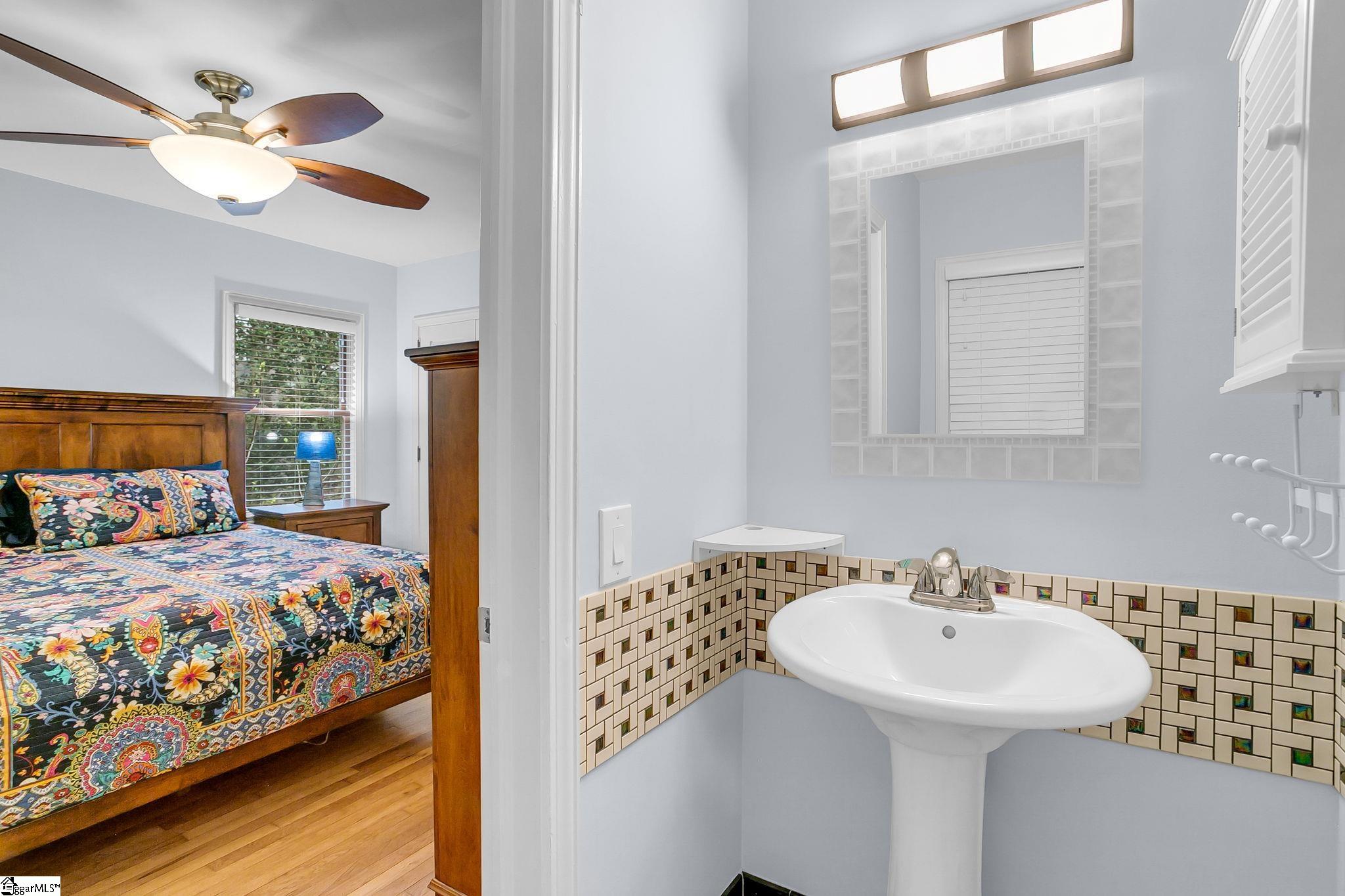 323 Chick Springs Road Greenville, SC 29609 - Photo 27 of 49