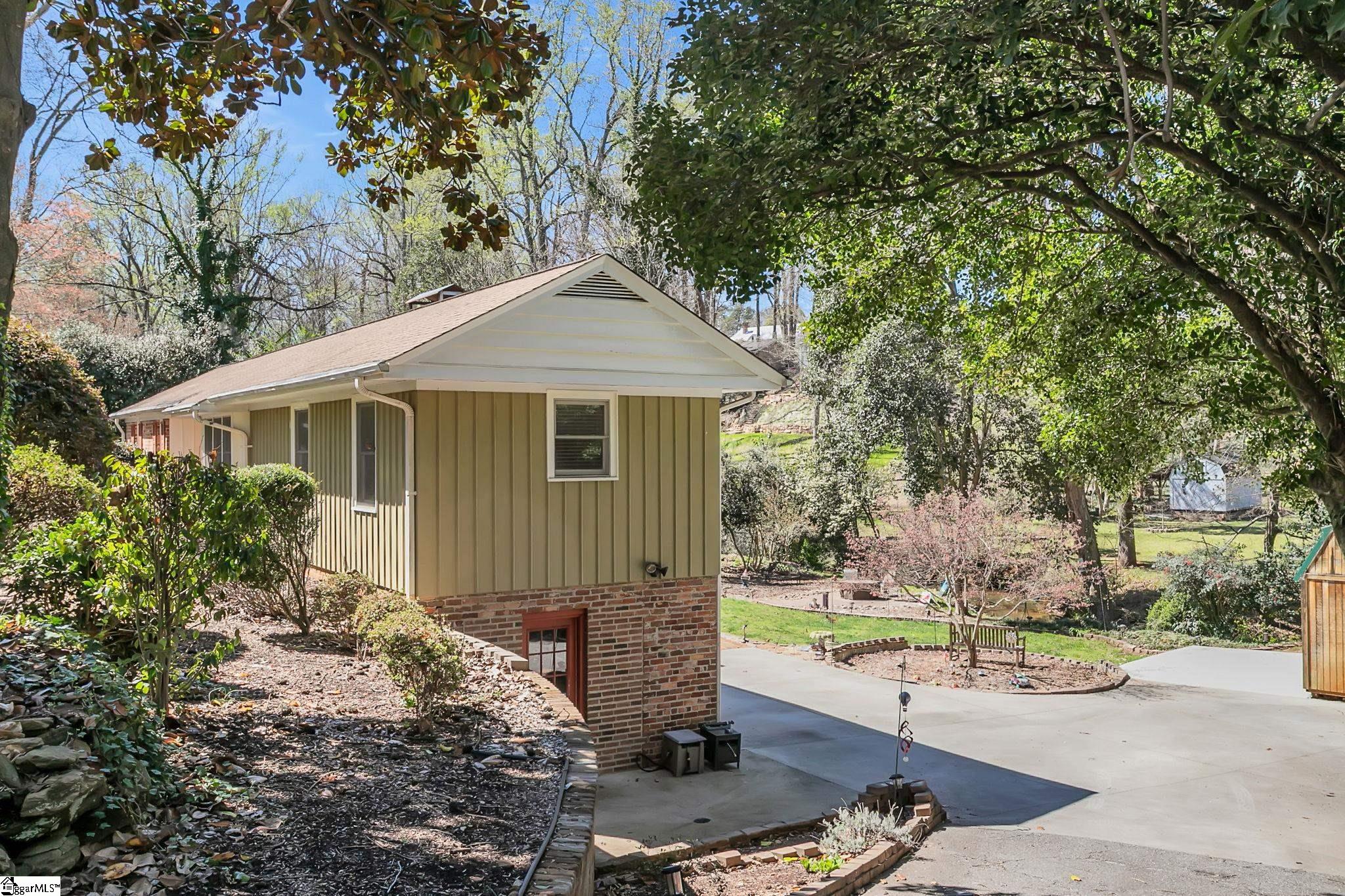 323 Chick Springs Road Greenville, SC 29609 - Photo 45 of 49