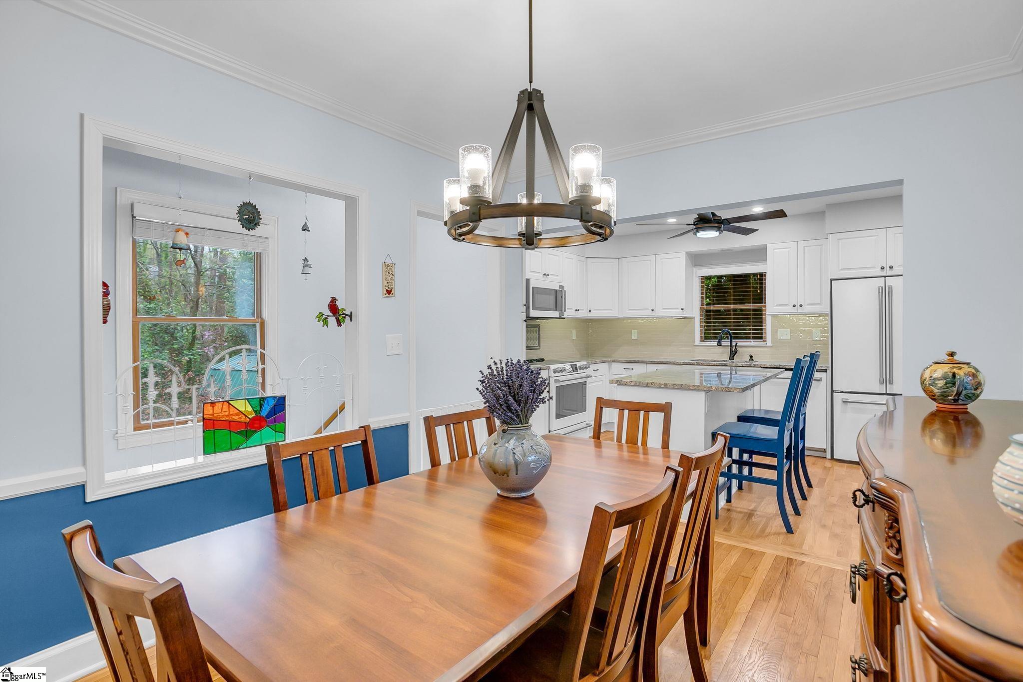 323 Chick Springs Road Greenville, SC 29609 - Photo 8 of 49