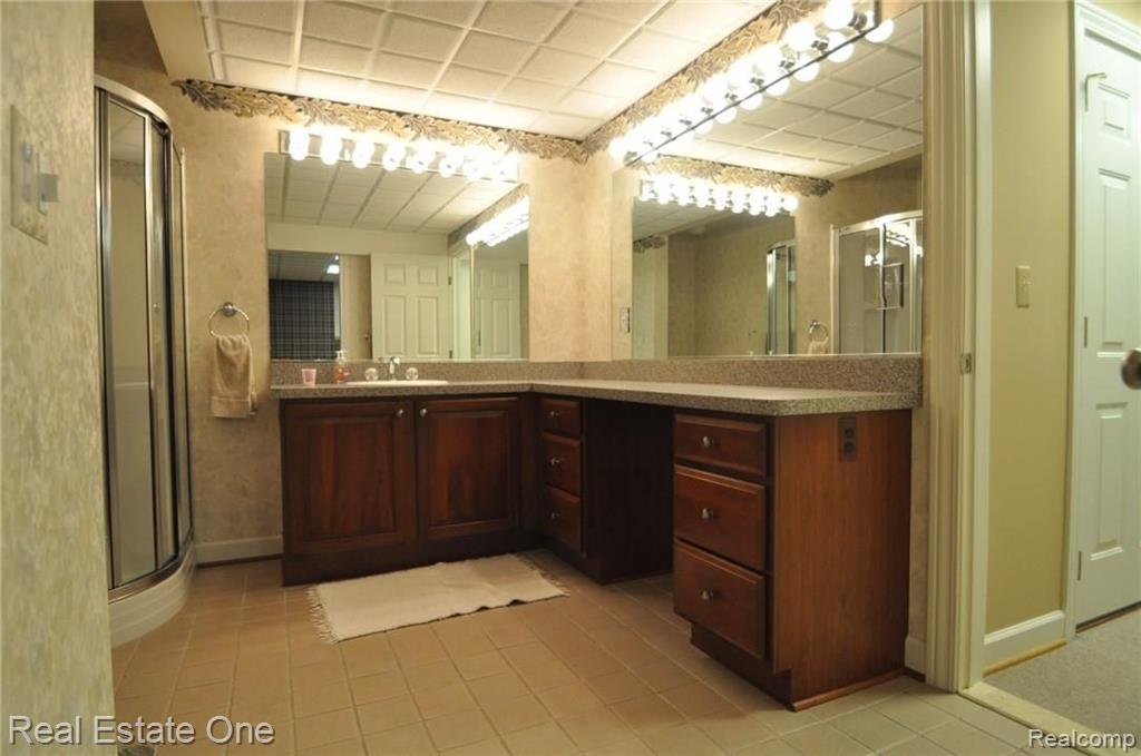 6360 Peach Tree Court Rochester Hills, MI 48306 - Photo 39 of 55