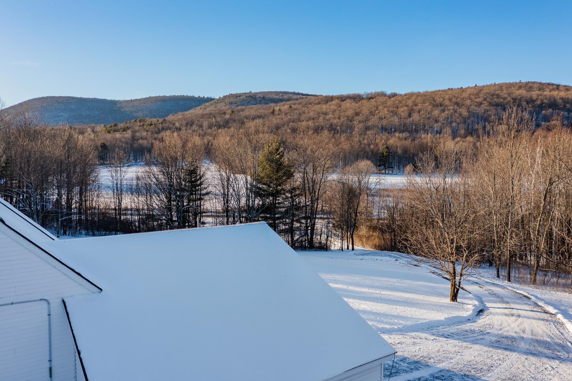 3972 Vermont Rte 7a Shaftsbury, VT 05262 - Photo 4 of 36 Gallery Image 4
