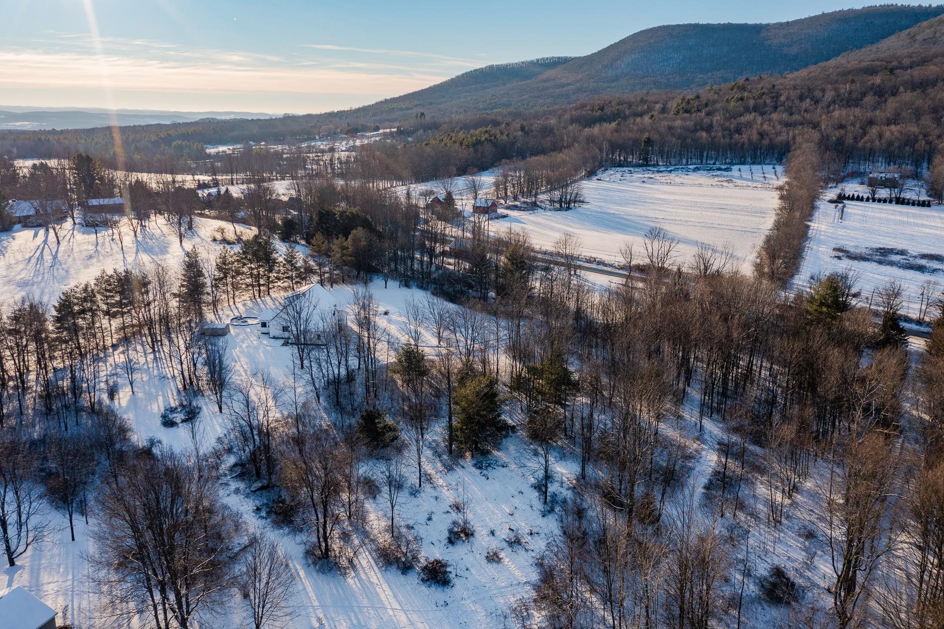 3972 Vermont Rte 7a Shaftsbury, VT 05262 - Photo 5 of 36 Gallery Image 5