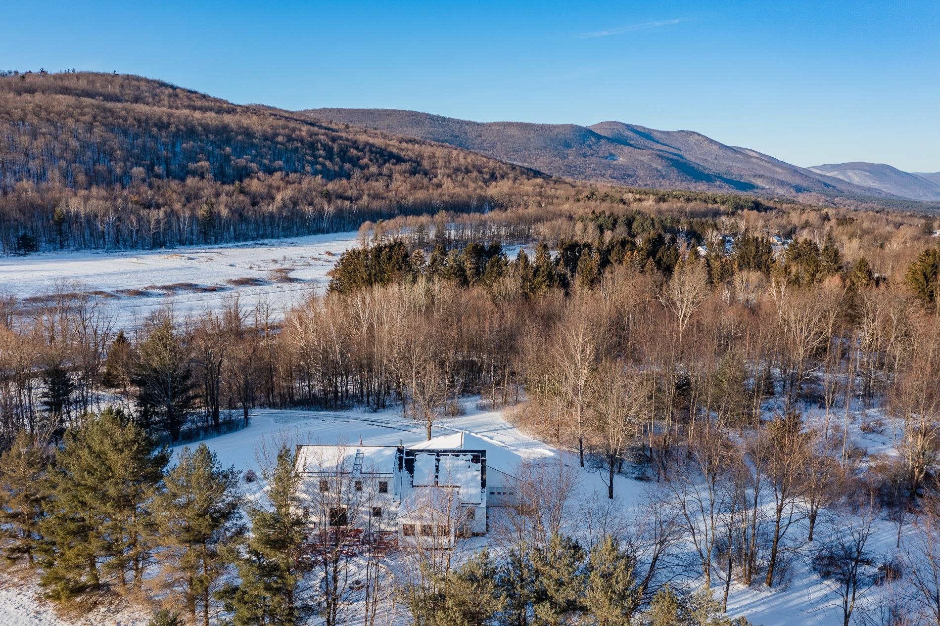 3972 Vermont Rte 7a Shaftsbury, VT 05262 - Photo 6 of 36 Gallery Image 6
