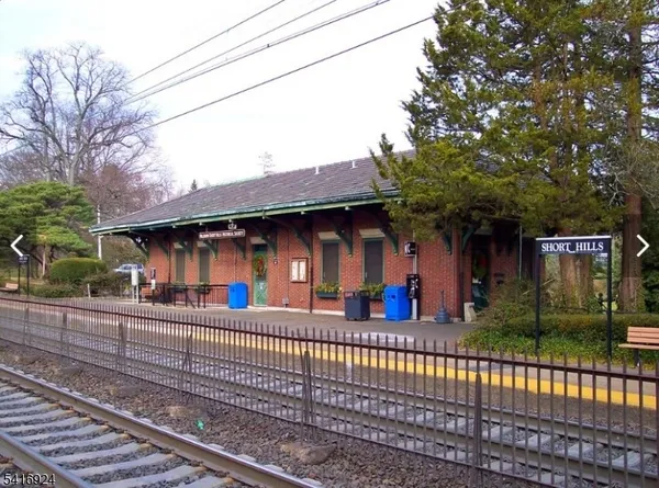 $9,500 | 304 Forest Drive South, Short Hills, NJ 07078