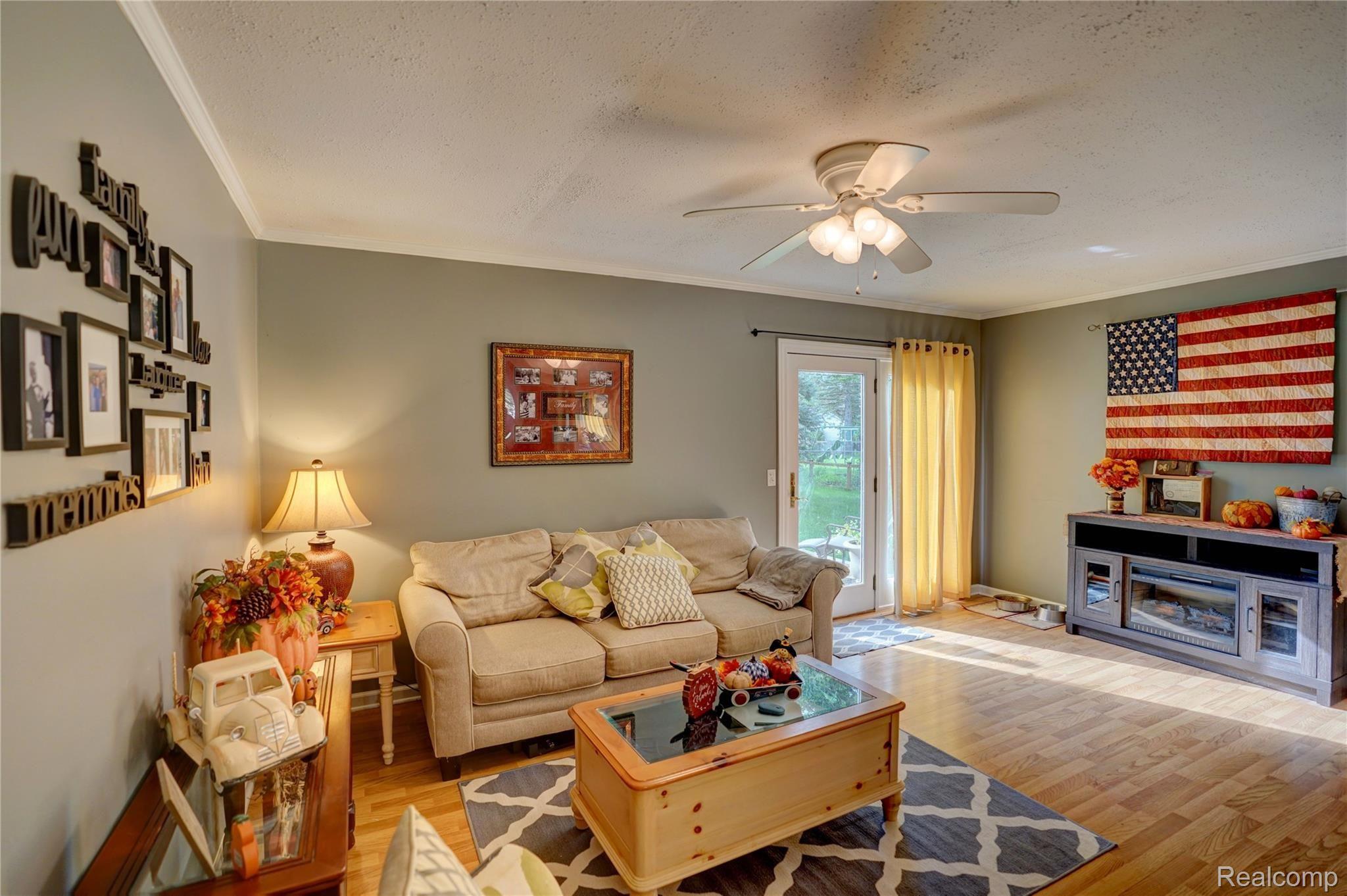 5231 Lethbridge Road Grand Blanc, MI 48439 - Photo 10 of 36 5253 Lethbridge Rd 23.jpg