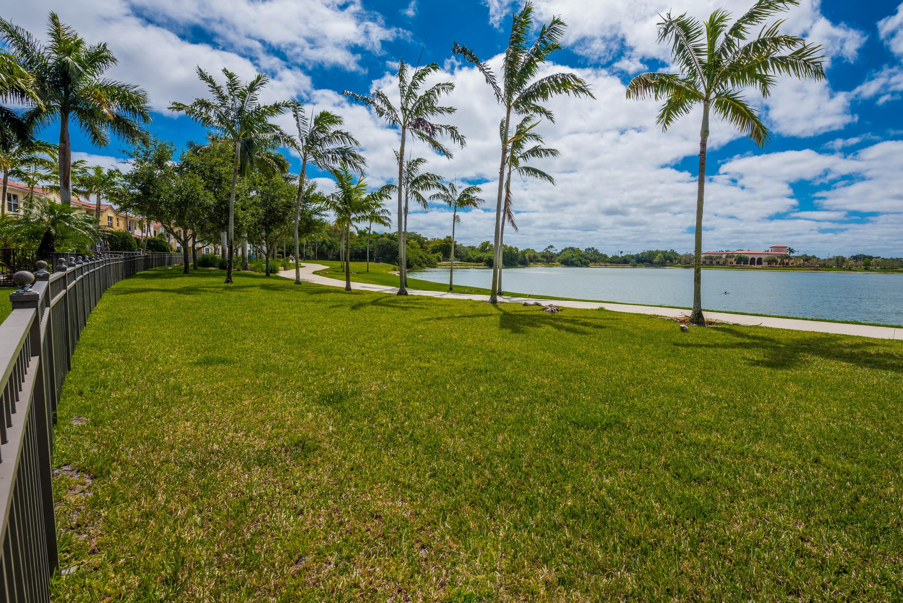 1526 Northwest 48th Lane Boca Raton, FL 33431 - Photo 20 of 29 l